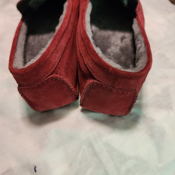 NEW REAL FUR LINED SUEDE COLEHANN SLIPPERS, SIZE 9 1/2